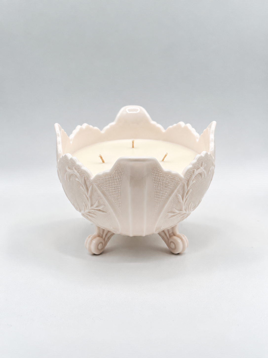 Lait No. 1 - Floretine Footed Bowl